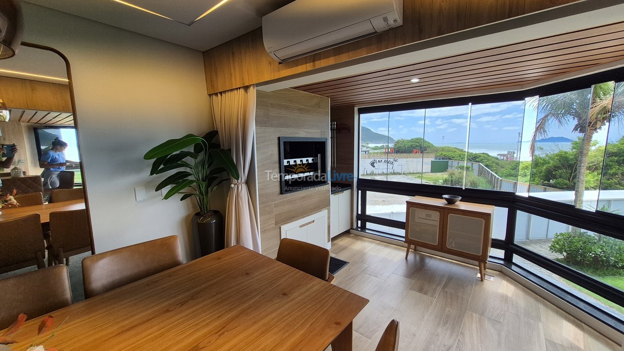 Apartamento para aluguel de temporada em Florianopolis (Praia dos Ingleses)