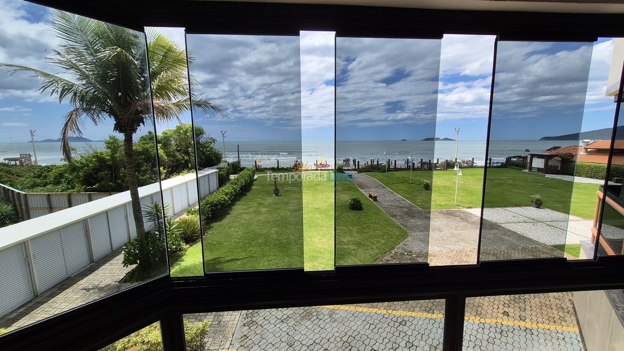 Apartamento para aluguel de temporada em Florianopolis (Praia dos Ingleses)