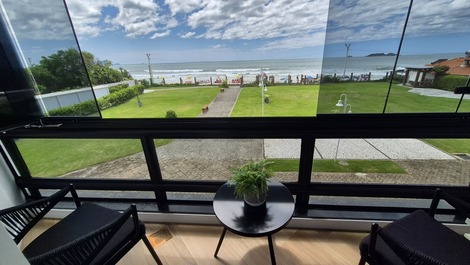 Apto luxuoso Beira da praia dos ingleses