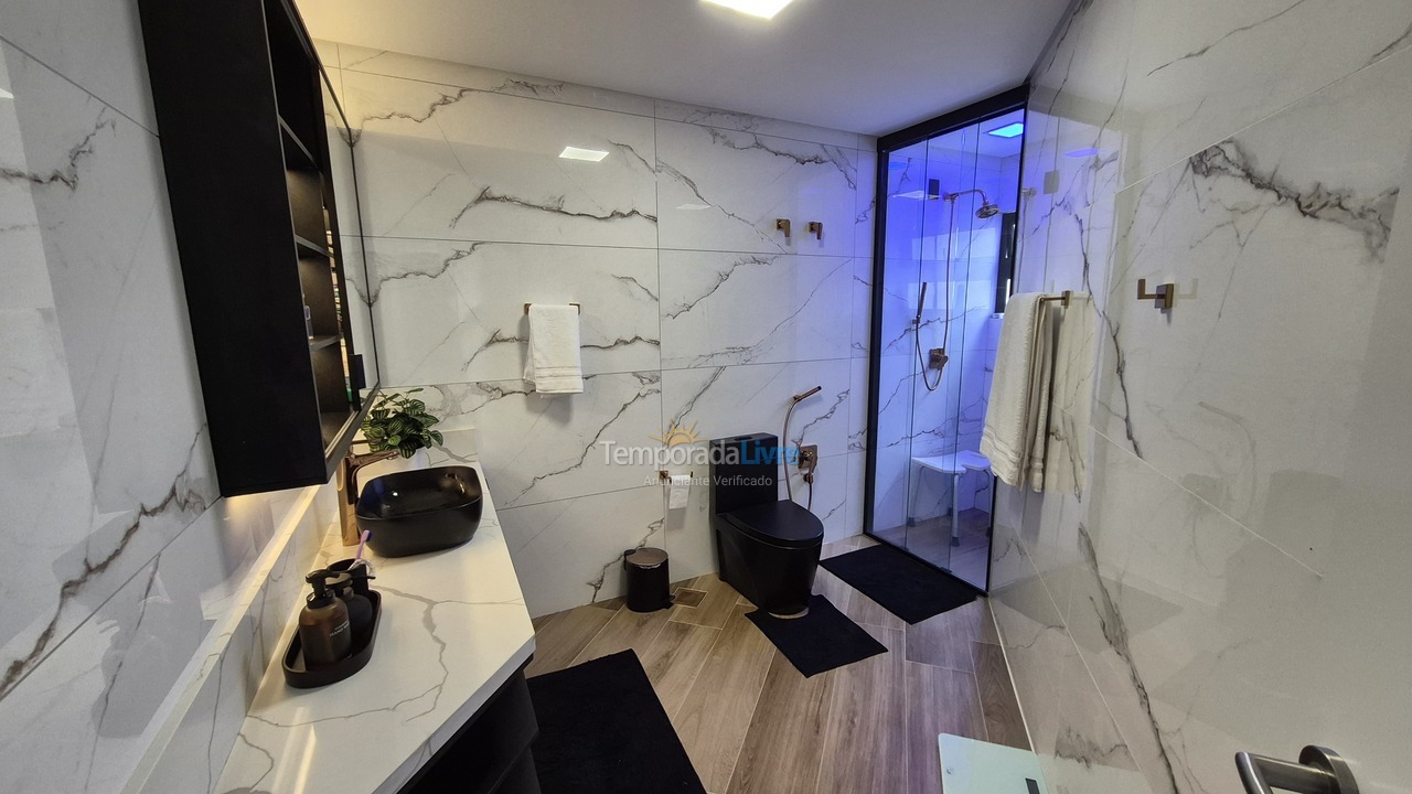 Apartamento para aluguel de temporada em Florianopolis (Praia dos Ingleses)