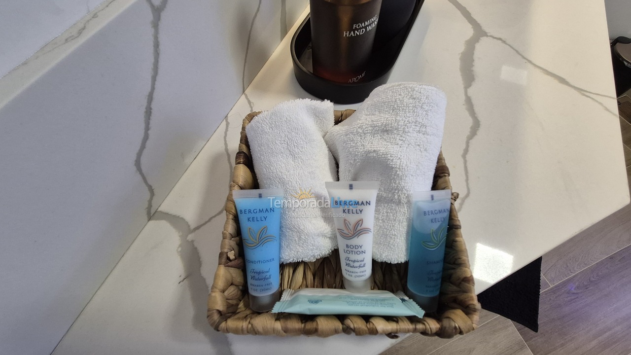 Apartamento para aluguel de temporada em Florianopolis (Praia dos Ingleses)