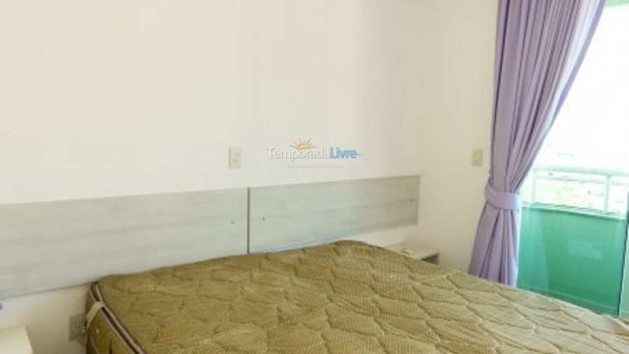 Casa para aluguel de temporada em Governador Celso Ramos (Praia de Palmas)