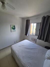 Ático de 4 dormitorios con piscina privada en Enseada