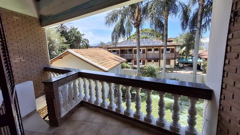 Apartment in Toninhas Beach, Riviera Azul Condominium