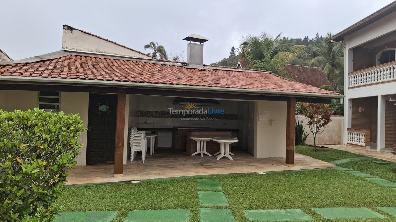 House for vacation rental in Ubatuba (Praia das Toninhas)