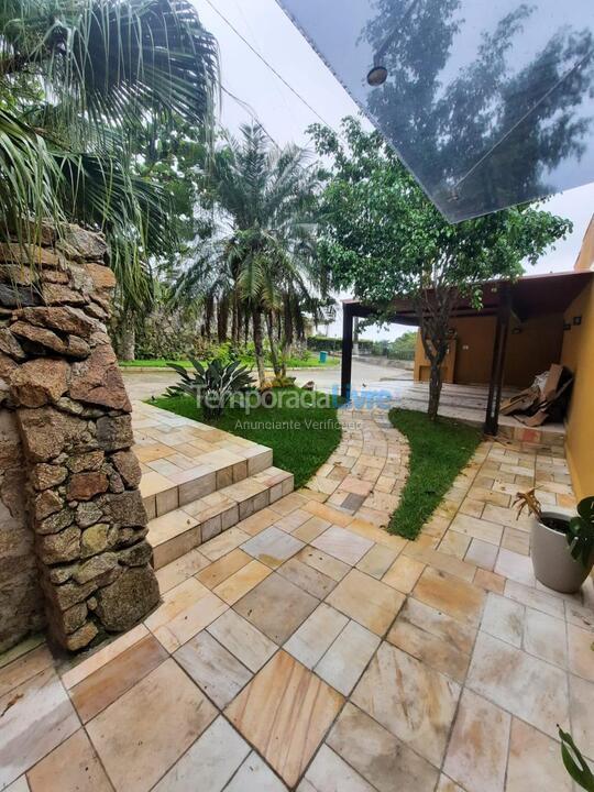 Casa para alquiler de vacaciones em Guarujá (Jardim Enseada)