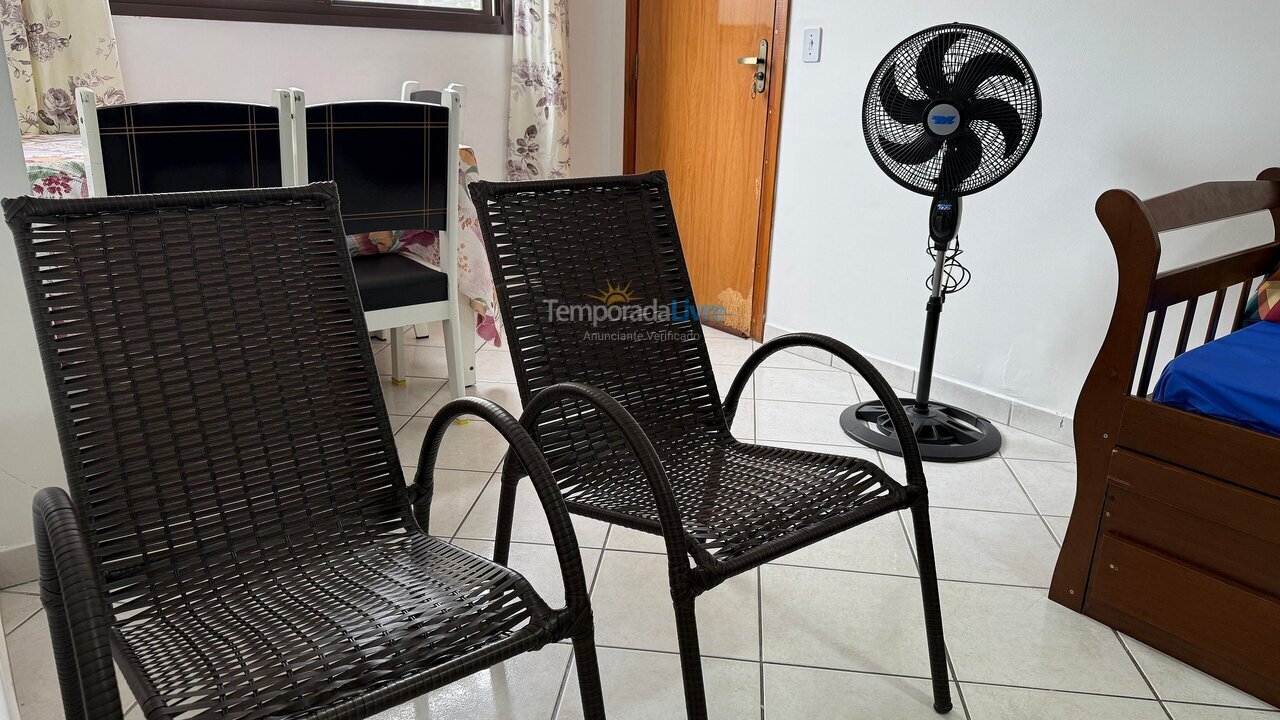 Apartment for vacation rental in Praia Grande (Vila Mirim)