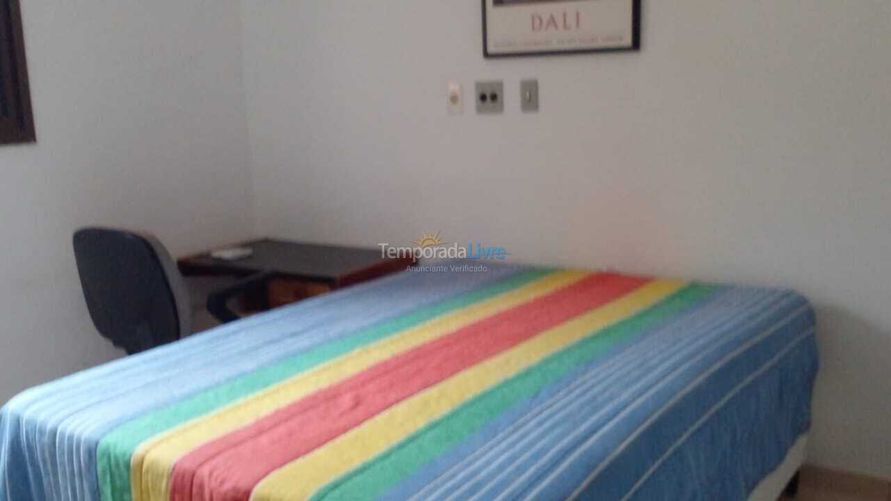 Apartamento para aluguel de temporada em Ubatuba (Praia Grande)