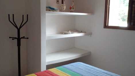 Linda cobertura 3 suites mobiliada na praia Grande de Ubatuba