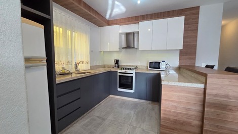 3-bedroom vacation home in Bombinhas