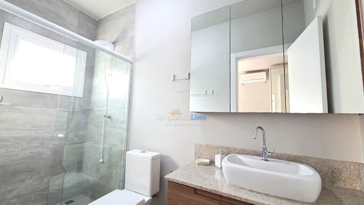 House for vacation rental in Bombinhas (Praia de Bombas)