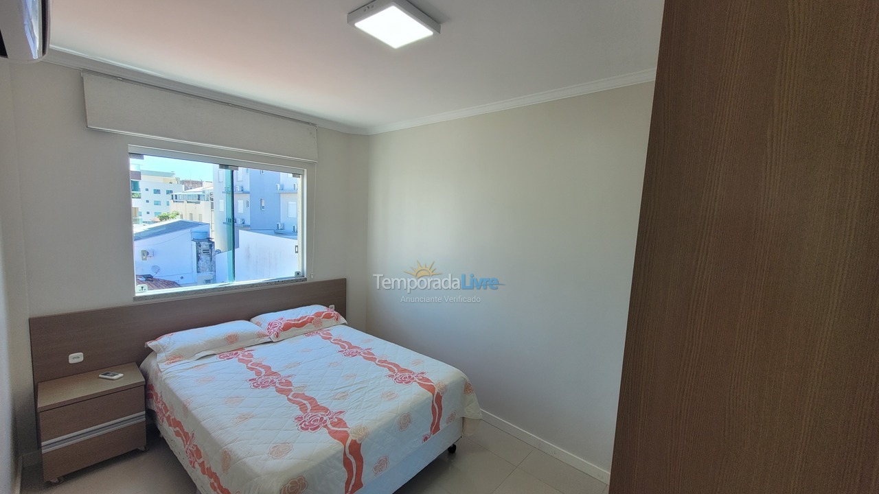 Apartment for vacation rental in Bombinhas (Praia de Bombas)