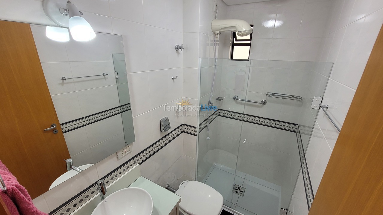 Apartamento para alquiler de vacaciones em Bombinhas (Praia de Bombas)