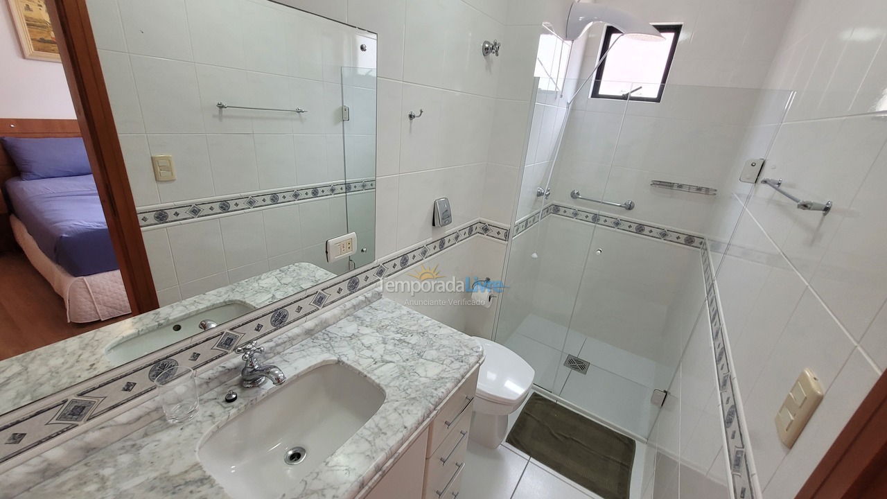 Apartamento para alquiler de vacaciones em Bombinhas (Praia de Bombas)