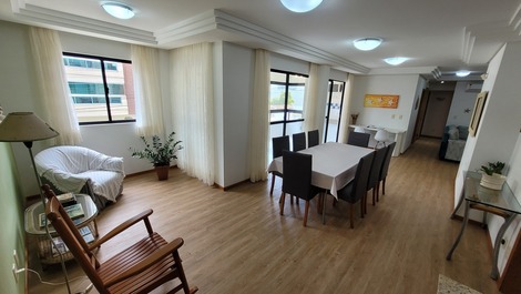 Apartamento de 4 habitaciones en la playa de Bombas Bombinhas, SC