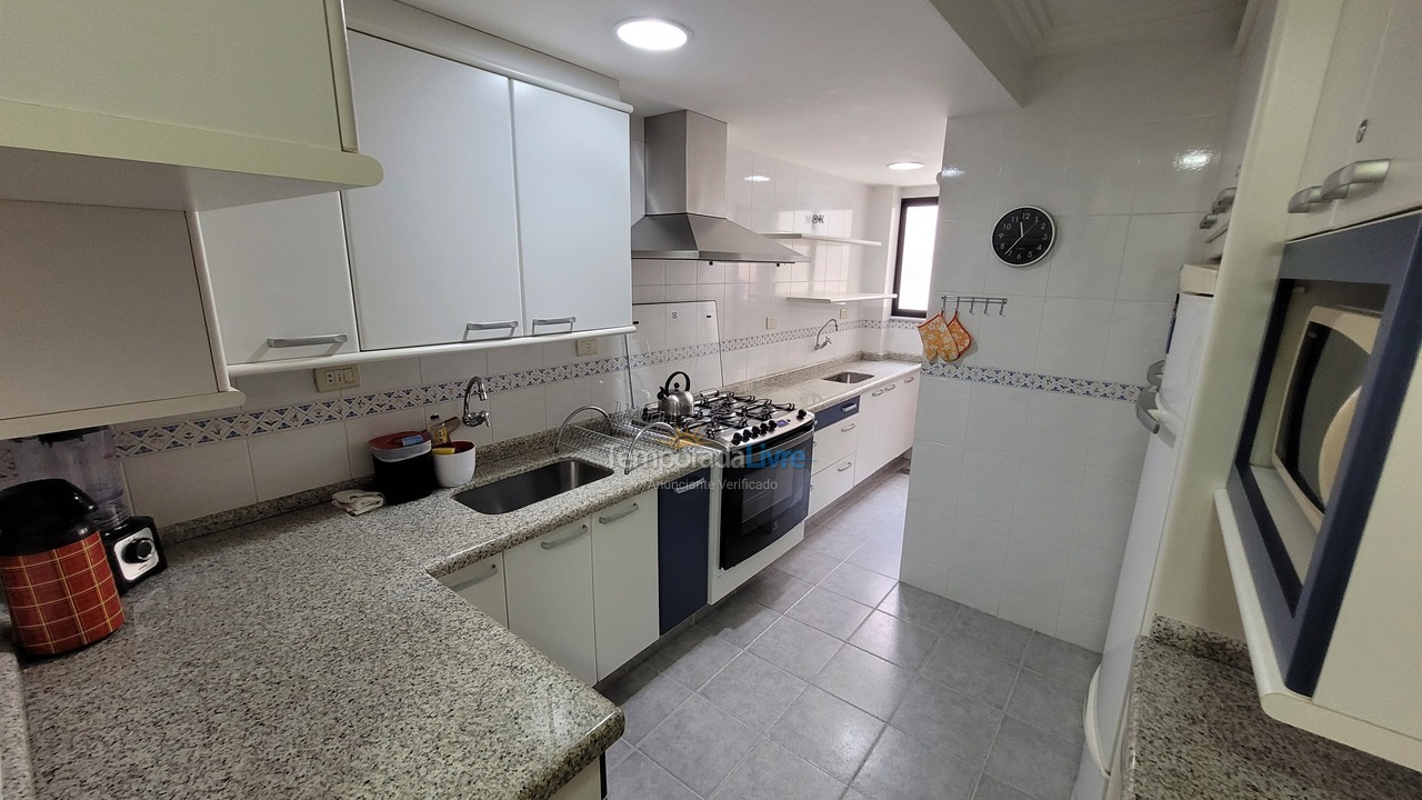 Apartamento para alquiler de vacaciones em Bombinhas (Praia de Bombas)