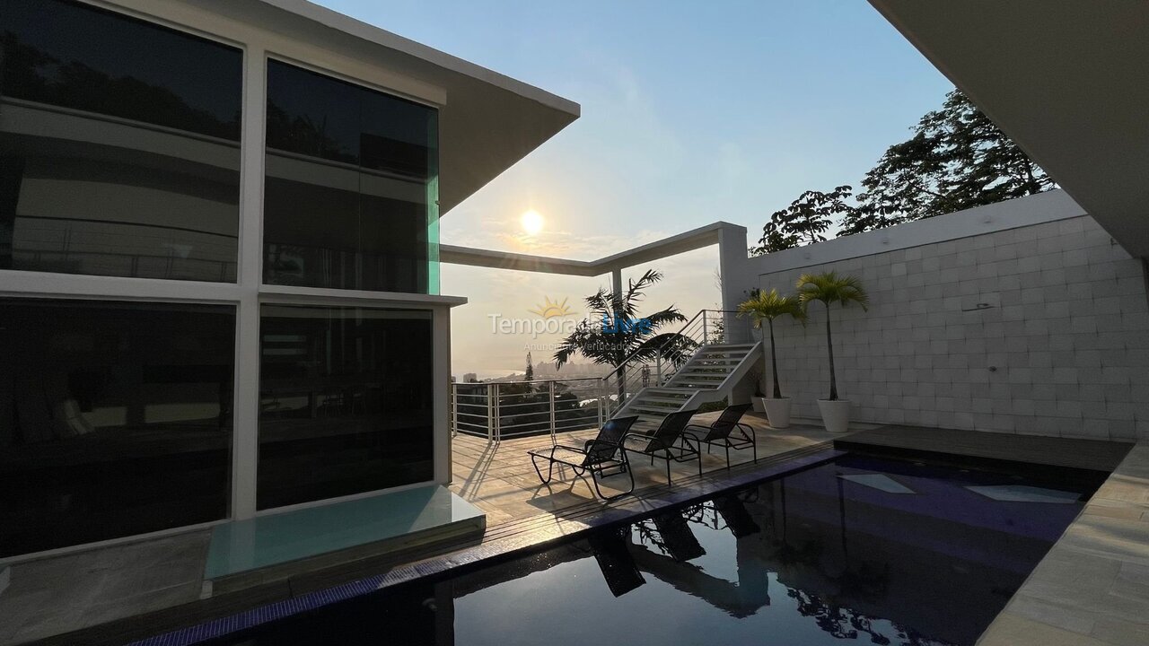 Casa para aluguel de temporada em Rio de Janeiro (Joá)