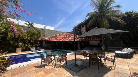 LB - RJ52 Casa 05 Suítes Interlagos de Itaúna Aluguel de Temporada