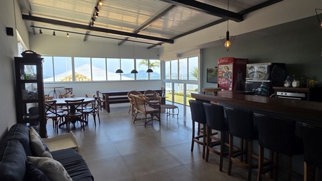 HOUSE 20 meters FROM THE SEA WITH 5 BEDROOMS