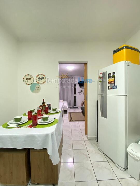 Apartamento para aluguel de temporada em Praia Grande (Guilhermina)