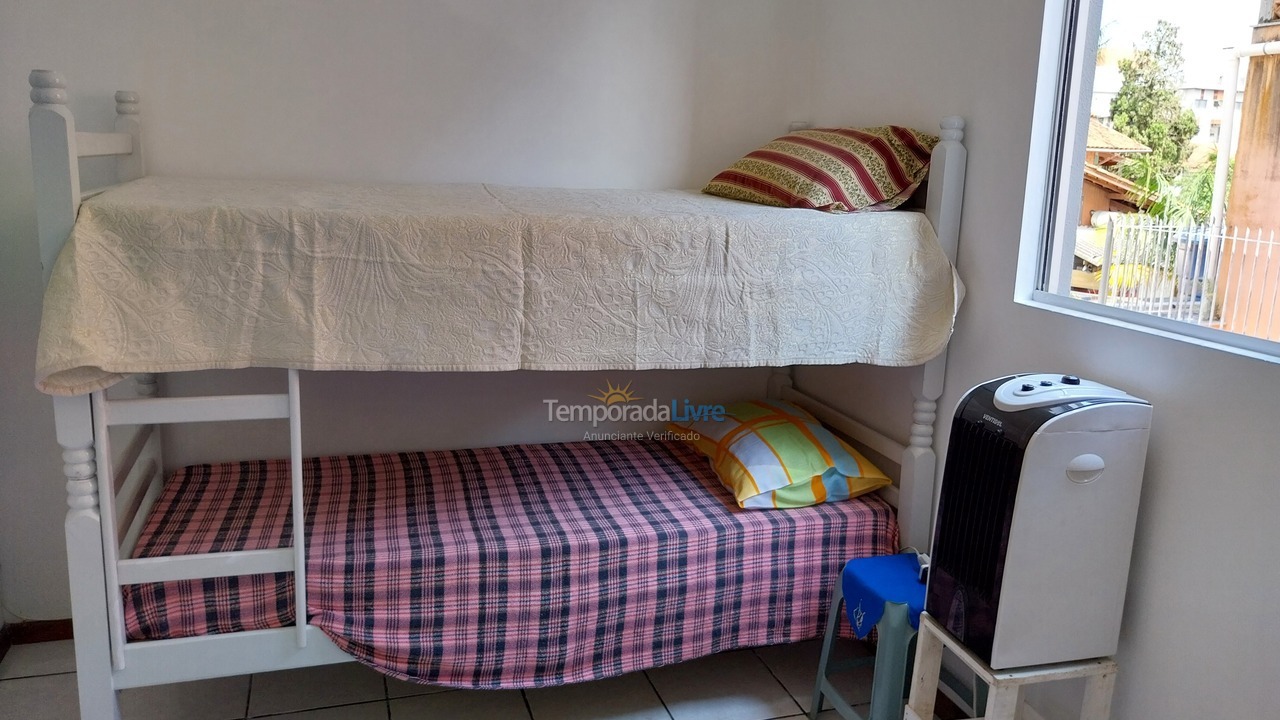 Apartamento para aluguel de temporada em Florianopolis (Canasvieiras)