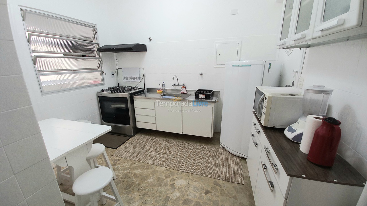 Apartment for vacation rental in Guarujá (Enseada)