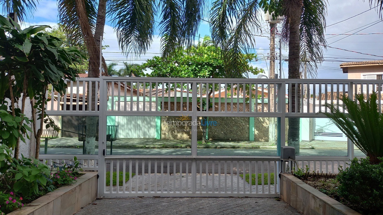 Apartment for vacation rental in Guarujá (Enseada)