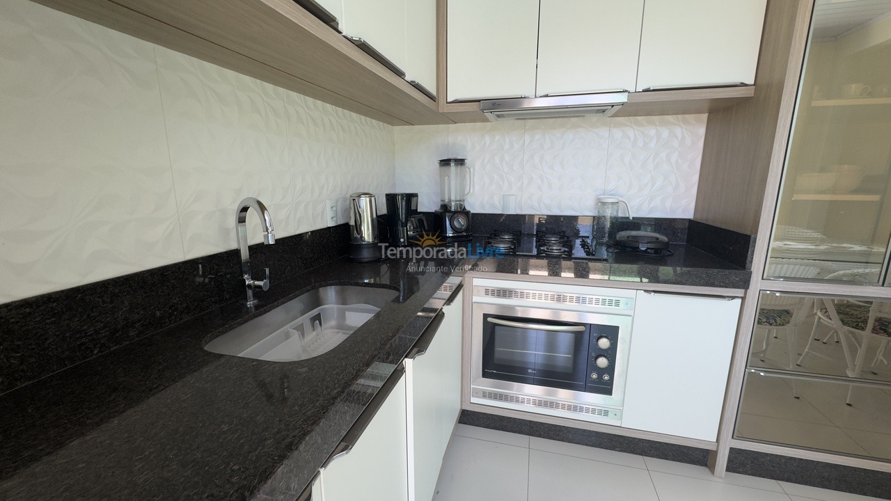 Apartamento para aluguel de temporada em Bombinhas (Centro de Bombinhas)