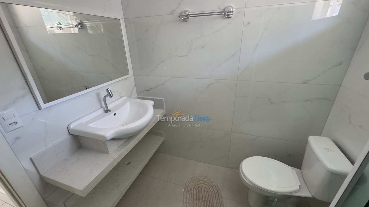 Apartamento para aluguel de temporada em Bombinhas (Centro de Bombinhas)