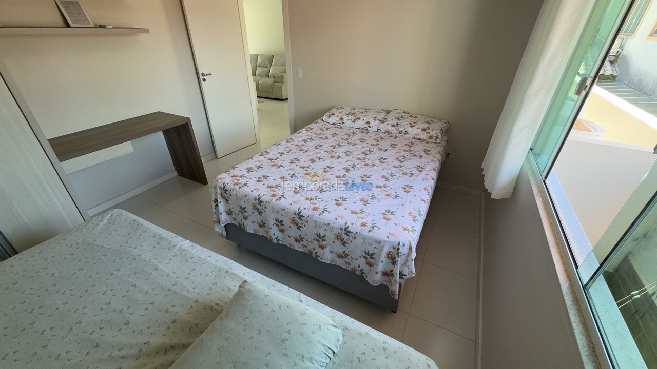 Apartamento para aluguel de temporada em Bombinhas (Centro de Bombinhas)