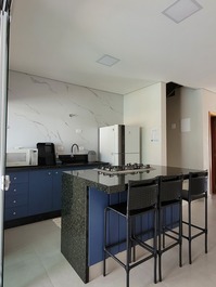 CASA C/ PISCINA 250M DO MAR - ITAPOÁ/SC