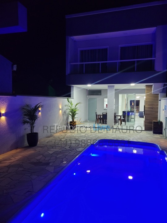 Casa para aluguel de temporada em Itapoá (Balneário Cambiju)