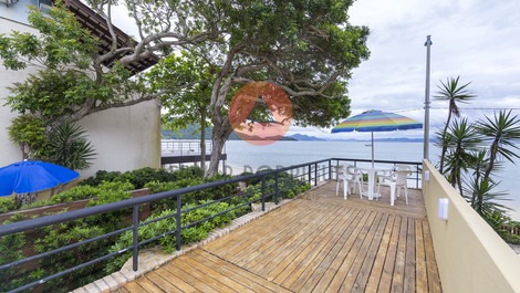 Casa frente al mar en la Playa Canto Grande