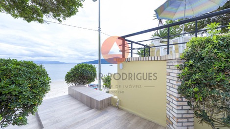 Casa frente al mar en la Playa Canto Grande