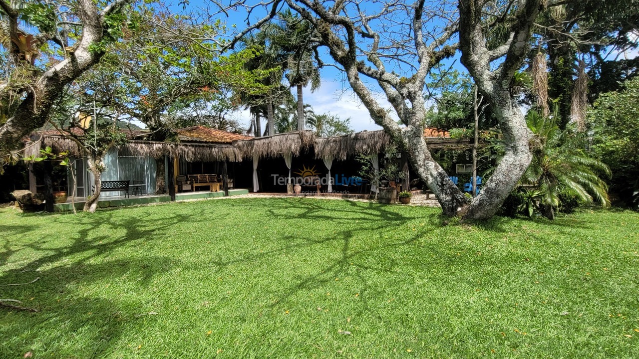 Casa para aluguel de temporada em Florianópolis (Cachoeira do Bom Jesus)
