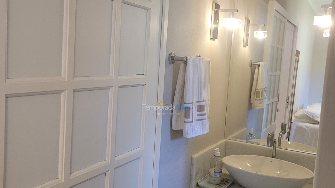 Casa para aluguel de temporada em Florianopolis (Campeche)