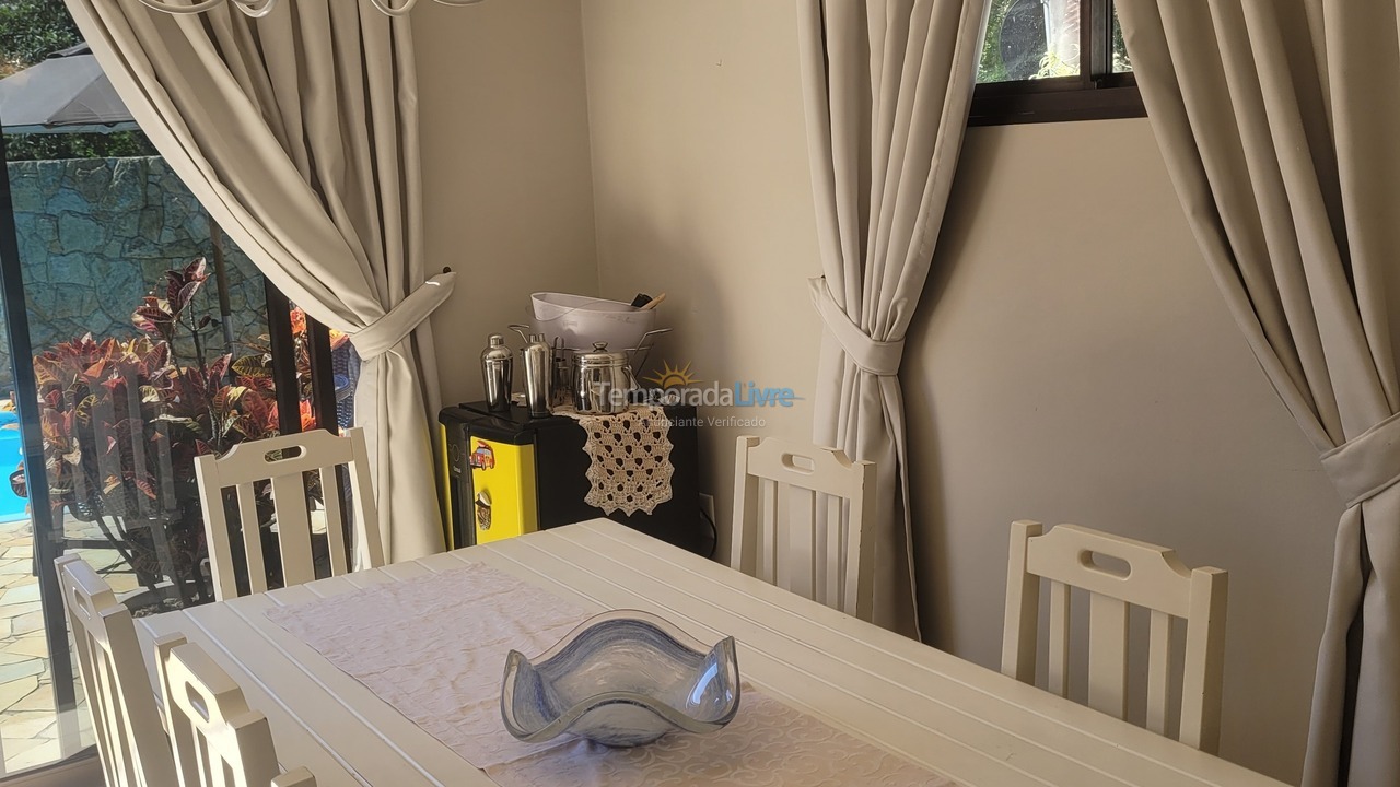 Casa para aluguel de temporada em Florianopolis (Campeche)