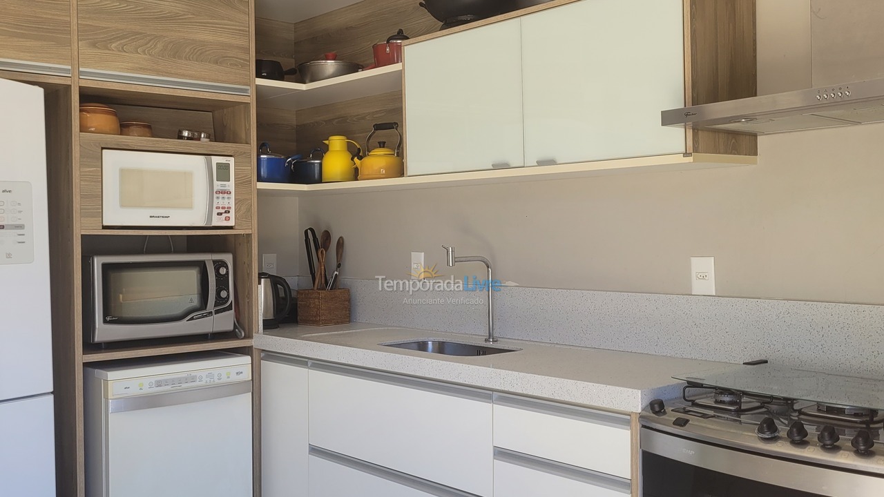 Casa para aluguel de temporada em Florianopolis (Campeche)