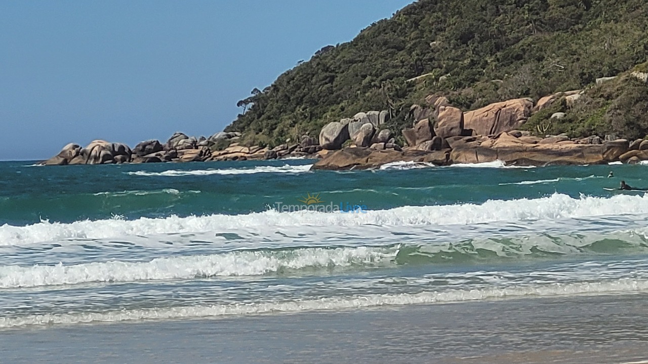 Casa para aluguel de temporada em Florianopolis (Campeche)