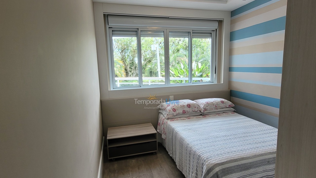 Apartamento para aluguel de temporada em Florianópolis (Cachoeira do Bom Jesus)