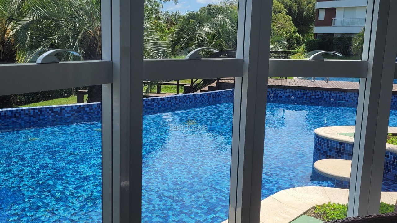 Apartamento para aluguel de temporada em Florianópolis (Cachoeira do Bom Jesus)