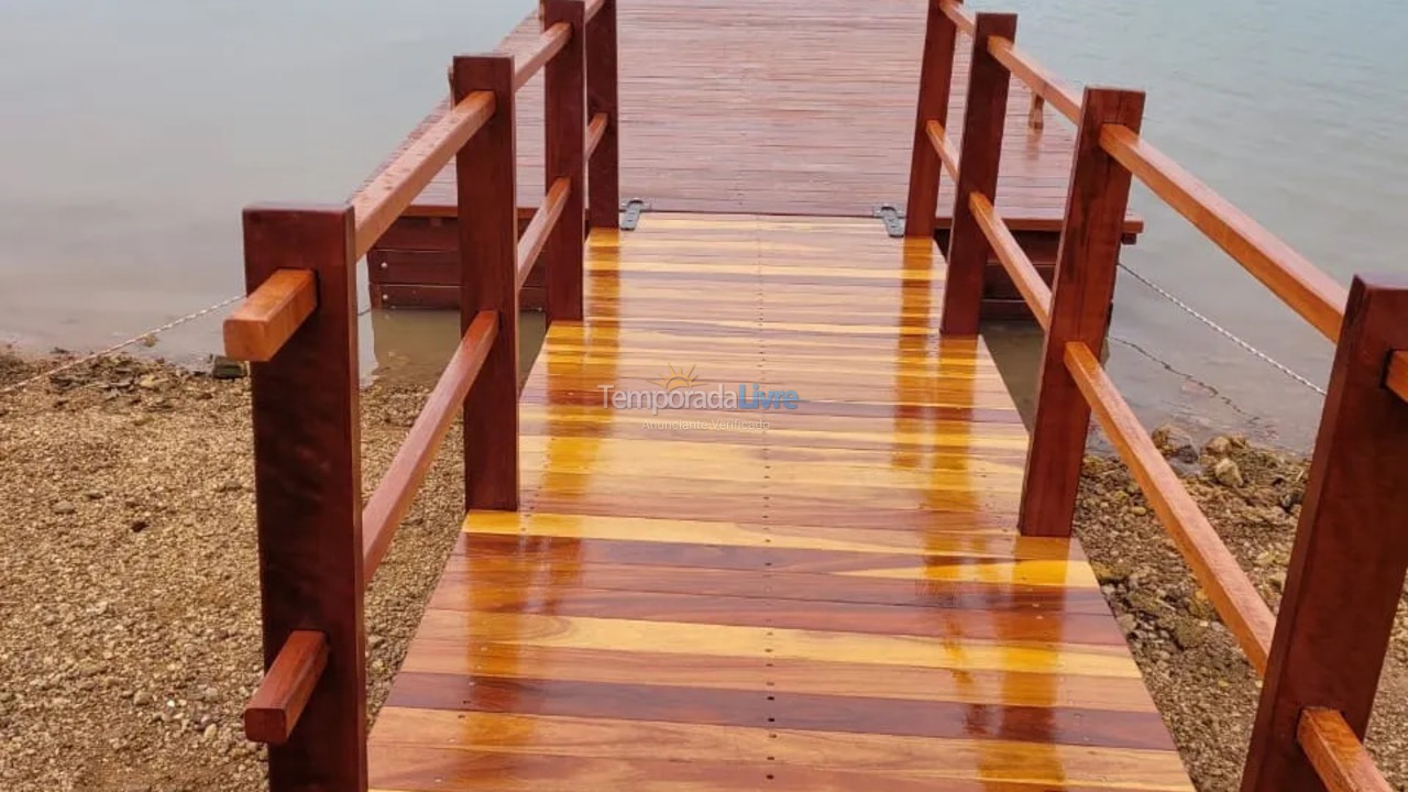 Granja para alquiler de vacaciones em Alexânia (Condomínio Portal do Lago)