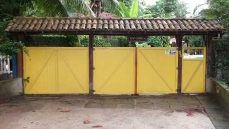 Kiwi Lodge - Paradise beachfront villa in Porto Seguro, Bahia