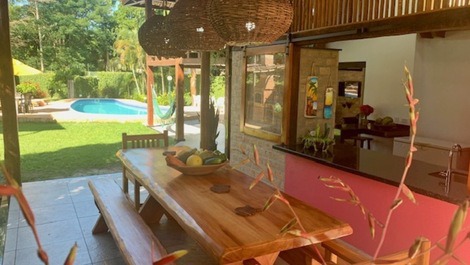 Kiwi Lodge - Paradise beachfront villa in Porto Seguro, Bahia