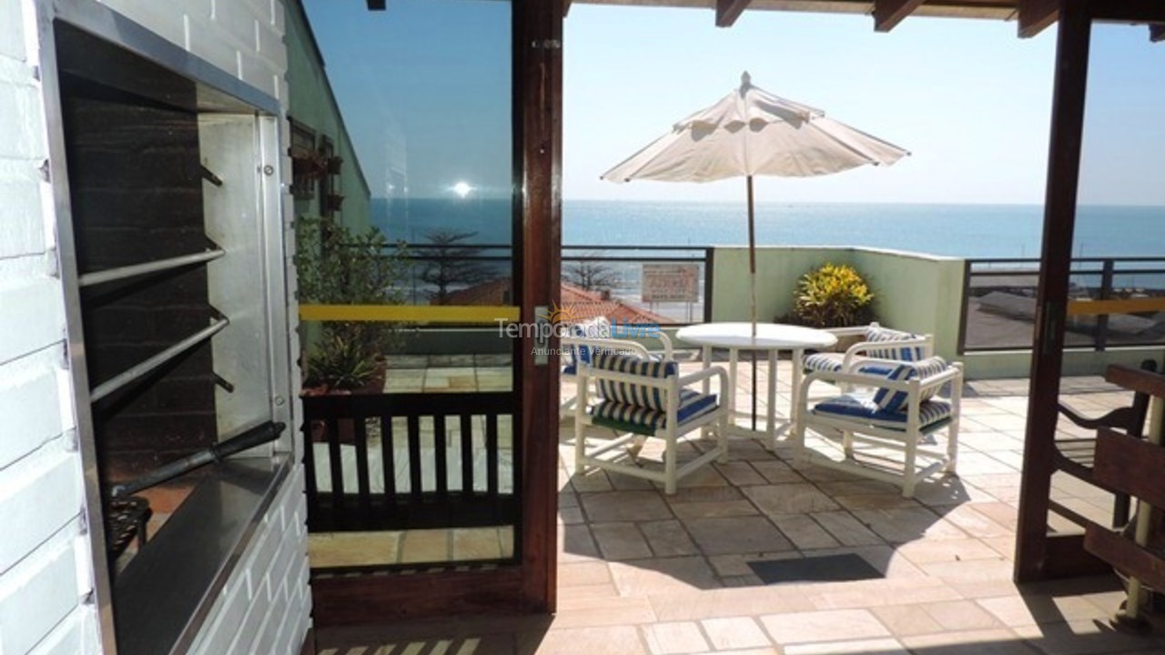 Apartamento para aluguel de temporada em Bombinhas (Praia de Bombas)