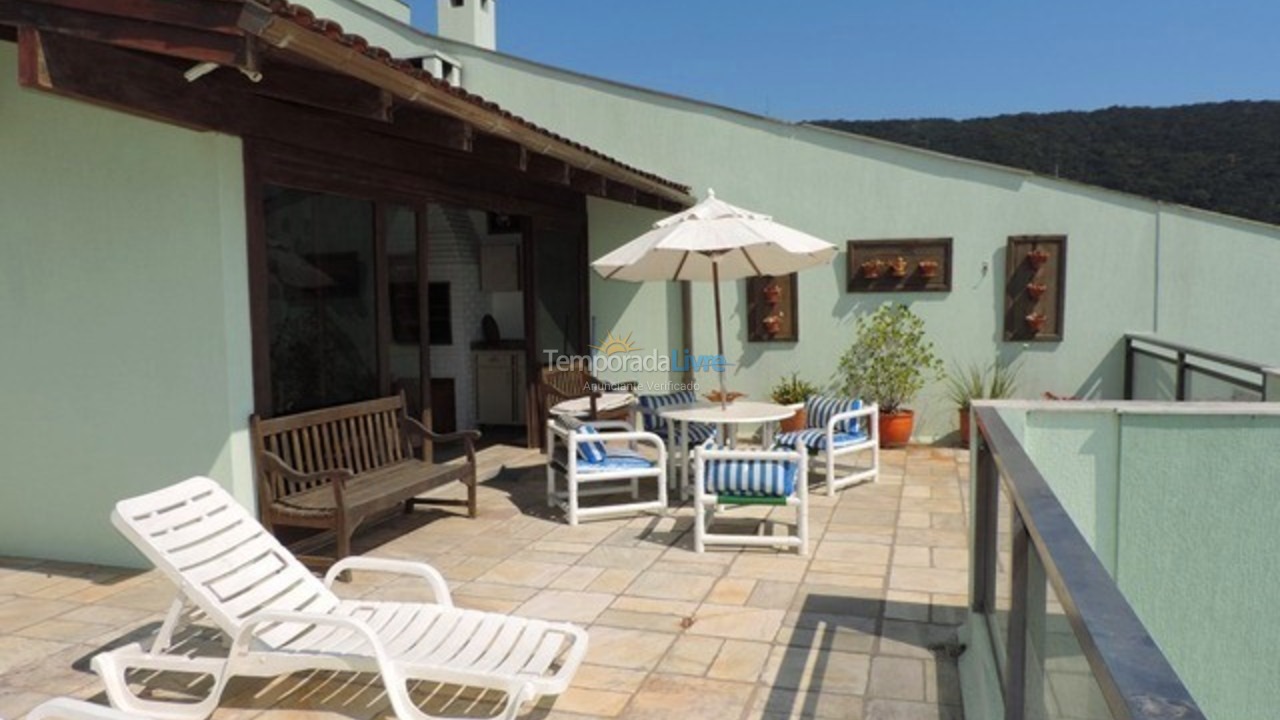 Apartamento para aluguel de temporada em Bombinhas (Praia de Bombas)