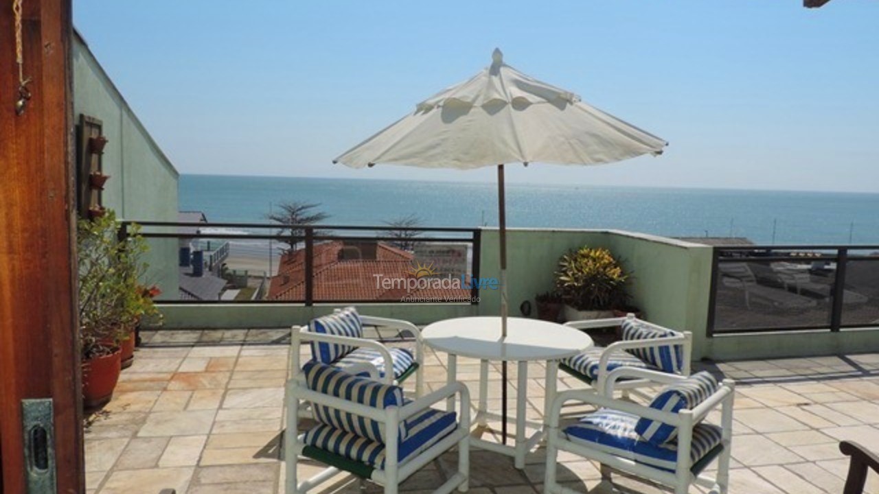 Apartamento para aluguel de temporada em Bombinhas (Praia de Bombas)