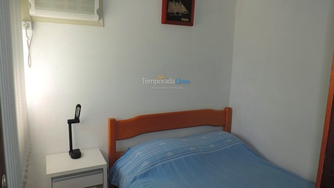 Apartamento para aluguel de temporada em Bombinhas (Praia de Bombas)