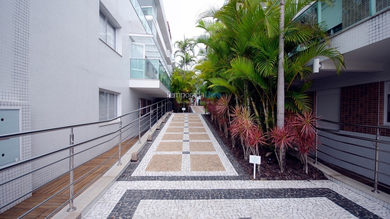 Apartamento para aluguel de temporada em Bombinhas (Praia de Bombas)