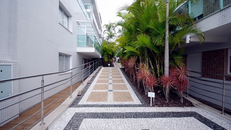 Lindo apto em Bombas com piscina e vista mar para 10 pessoas